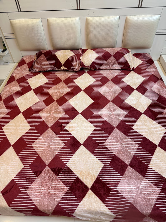 Maroon White Ultra Soft Warm Bedsheet for King Size